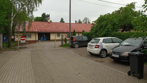 Uczniowie SP nr 34 w Bydgoszczy wyszli na uliczki wokół szkoły. Tym samym zwracali uwagę na swoje bezpieczeństwo/fot: Monika Siwak
