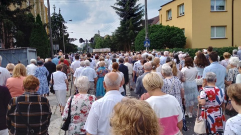 Procesja Bożego Ciała przy parafii Matki Boskiej Zwycięskiej na Bartodziejach w Bydgoszczy/fot: Patrycja Malinowska
