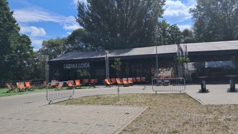 Obecnie koncerty odbywają się na plenerowej scenie Fabryki Lloyda/fot. Damian Klich