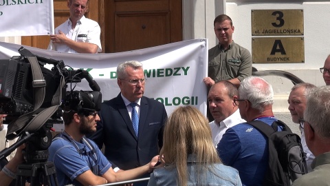 Protest leśników przed UW w Bydgoszczy (fot. jw)