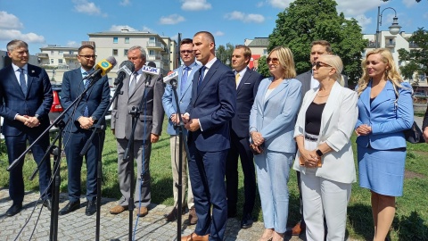 Konferencja Krzysztofa Kukuckiego i Szymona Hołowni we Włocławku/fot. Agata Raczek