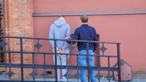 21 - latek z Bydgoszczy został zatrzymany za posiadanie narkotyków/fot: KMP w Bydgoszczy