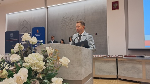 Dzień Nauczyciela obchodzony jest 14 października, ale już kilka dni wcześniej w Bydgoszczy odbyły się Wojewódzkie i Miejskie Obchody Dnia Edukacji Narodowej/fot. Damian Klich