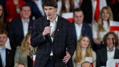 Syn Karola Nawrockiego Daniel Nawrocki podczas Konwencji Obywatelskiej z udz. przedstawicieli Prawa i Sprawiedliwości w hali „Sokół" w Krakowie/fot. Łukasz Gągulski/PAP