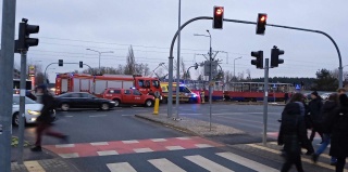 Nie żyje nastolatka, która w Bydgoszczy wpadła pod tramwaj [aktualizacja]