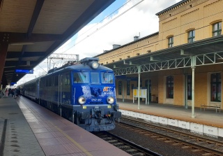 Czujniki wykryją zbliżający się pociąg. Nowe rozwiązania na trasie Toruń - Bydgoszcz