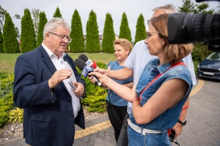 Nie zabraknie pieniędzy na walkę z ASF. Minister Siekierski uspokajał rolników