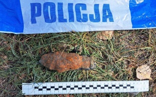 Nastolatek rzucał magnesem do jeziora, aż znalazł niewybuch z czasów II wojny światowej