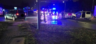 Zderzenie aut osobowych na Armii Krajowej w Bydgoszczy. Jedna osoba trafiła do szpitala