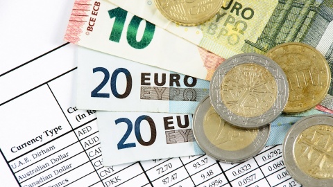 Ministerstwo Cyfryzacji chce wyjaśnień od Google w sprawie fałszywej informacji o kursie euro