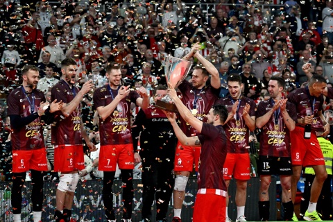 Asseco Resovia triumfatorem Pucharu CEV. Rzeszowianie nie dali rywalom szans