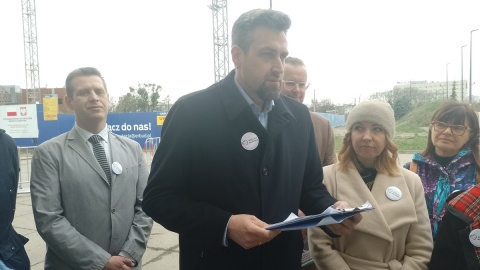 Kandydat na prezydenta rozlicza kontrkandydata. Konferencje wyborcze w regionie