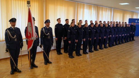 Nowi policjanci złożyli ślubowanie. Kujawsko-pomorska policja zyskała 32 mundurowych