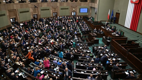 Osoby zgłaszające naruszenia prawa UE objęte ochroną. Sejm przyjął ustawę