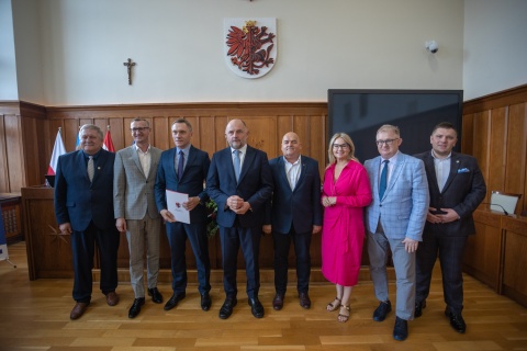 Chcą pobudzić gospodarkę i zadbać o zieleń. Kolejne projekty dofinansowane przez samorząd