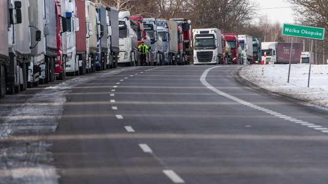 Minister infrastruktury: Przewoźnicy zawieszają protest na polsko-ukraińskiej granicy