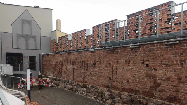 Odnowili fragment murów obronnych, które w przeszłości otaczały i chroniły Inowrocław