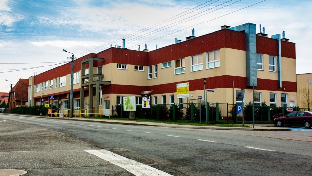 Przy szkole w Niemczu staną przenośne moduły. To sposób na przepełnienie placówki