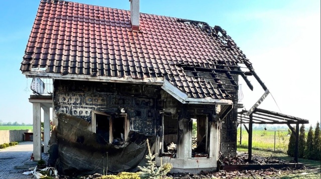 Rodzina spod Inowrocławia straciła dom w pożarze. Nie mają nic  ruszyła zbiórka