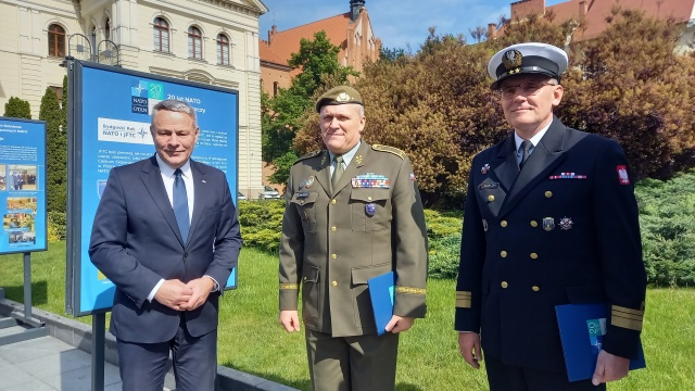 Jest wystawa, będzie piknik militarny. JFTC w Bydgoszczy świętuje 20-lecie [wideo]