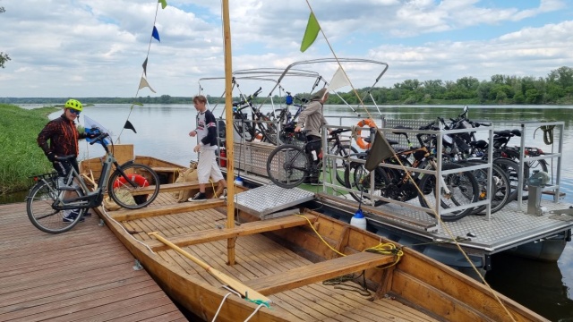 Na tej trasie wykorzystuje się dwa środki lokomocji. Turystyczny hit Pomorza i Kujaw [zdjęcia]