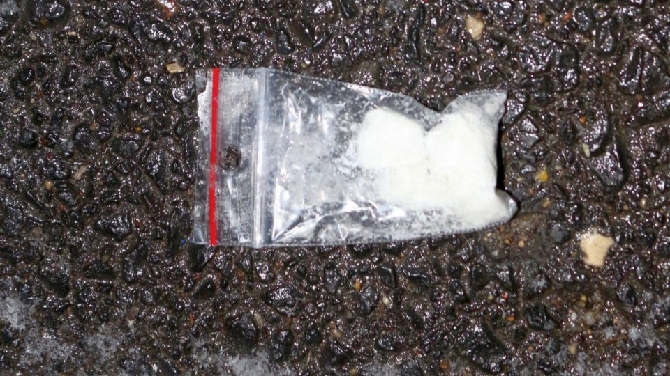 Łącznie policjanci zabezpieczyli ponad 111 gramów narkotyków: marihuany, amfetaminy i kryształów/fot. KPP w Inowrocławiu