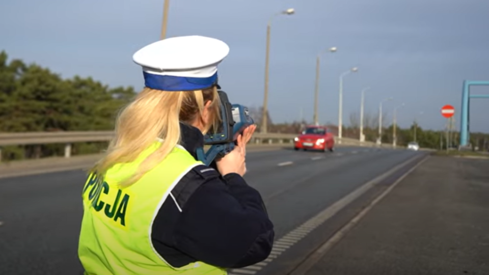 Funkcjonariusze SPEED funkcjonariusze zatrzymali 431 praw jazdy, w tym 257 za przekroczenie prędkości powyżej 50 km/h w obszarze zabudowanym/fot. zrzut ekranu
