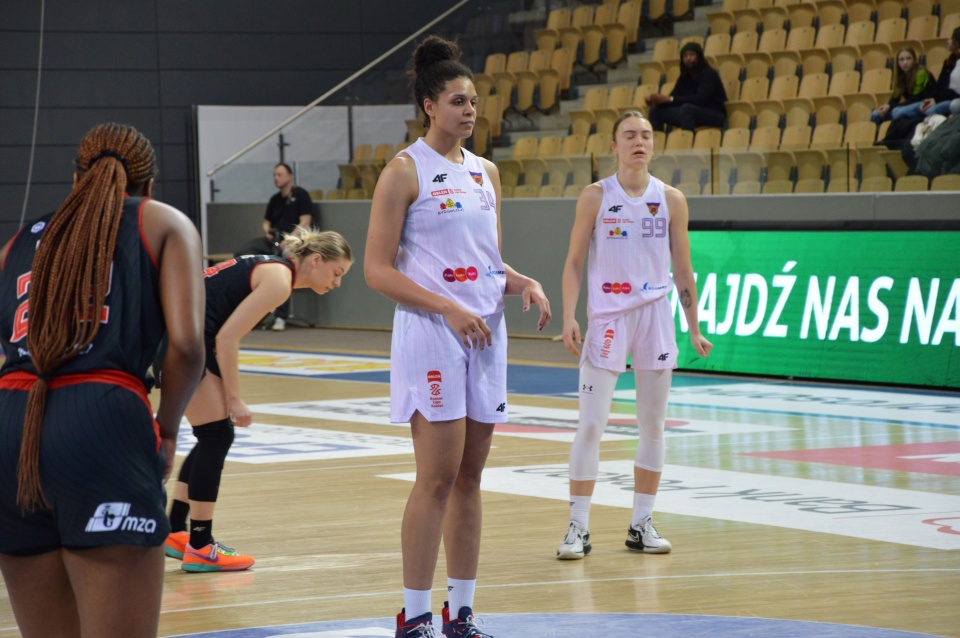 Basket 25 Bydgoszcz przegrał ważny mecz/fot.: Patryk Głowacki