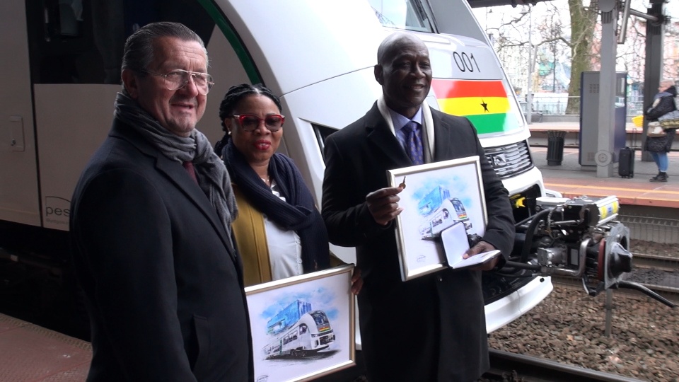 Prezentacja pociągu gościom z Ghany/fot. jw