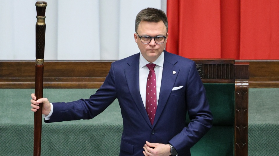 Marszałek Sejmu Szymon Hołownia skomentował poranne wydarzenia, gdy Mariusz Kamiński i Maciej Wąsik usiłowali wejść do Sejmu/fot: PAP, Paweł Supernak