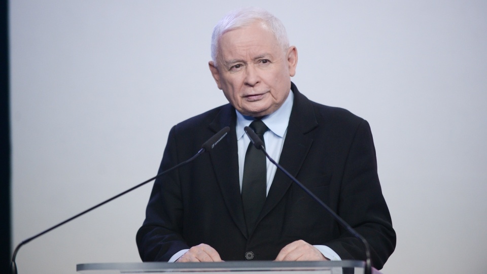 Prezes PiS Jarosław Kaczyński na konferencji prasowej w siedzibie PiS w Warszawie/Marcin Obara/PAP