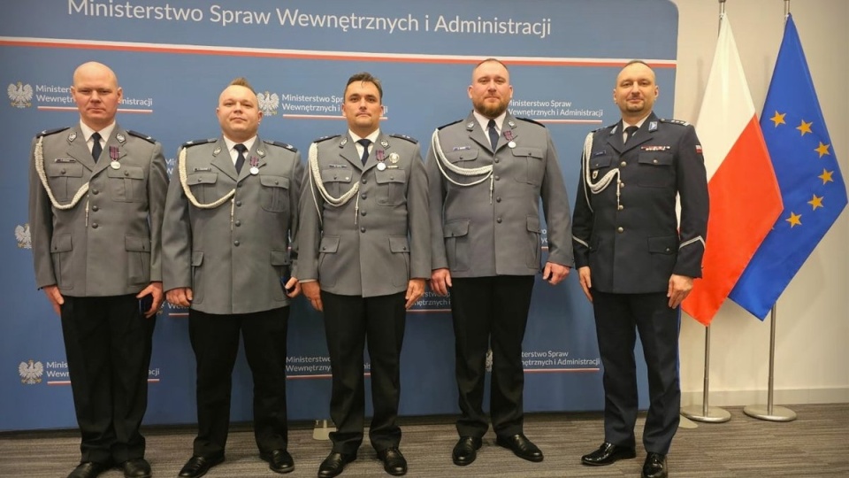 Odznaczenie otrzymali policjanci z kujawsko-pomorskiego garnizonu/fot. Komenda Wojewódzka Policji w Bydgoszczy