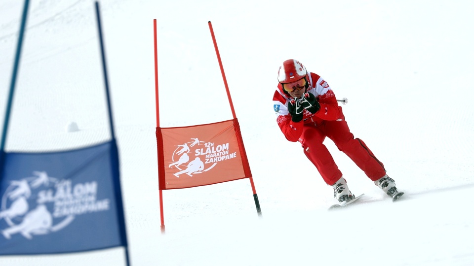 Prezydent Andrzej Duda podczas „12H Slalom Maraton Zakopane 2024" na Kasprowym Wierchu w Zakopanem/fot. Grzegorz Mamot/PAP