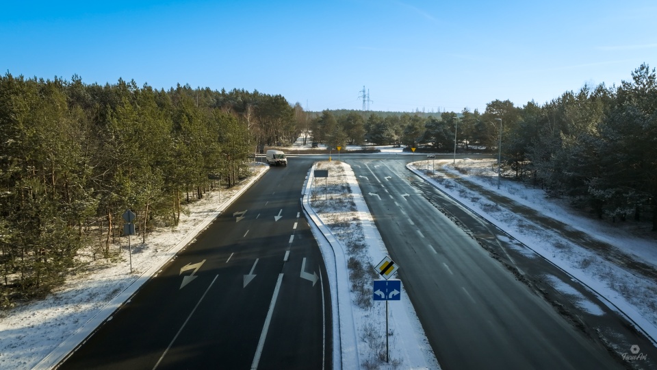 W tym miejscu, na skrzyżowaniu ul. Strobanda z Drogą Krajową nr 91 ma powstać kolejne rondo turbinowe w Toruniu/fot: Miejski Zarząd Dróg w Toruniu