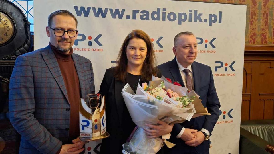 Od lewej: redaktor naczelny PR PiK Cezary Wojtczak, Iwona Muszytowska-Rzeszotek i przewodniczący Rady Programowej PR PiK Adam Jabczyński/fot. Bogumiła Wresiło