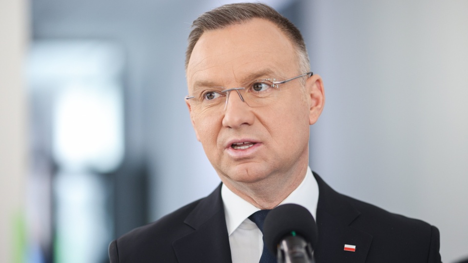 Prezydent RP Andrzej Duda podczas wizyty w Małopolskim Centrum Rehabilitacji w Radziszowie, 27 marca/fot. Łukasz Gągulski, PAP