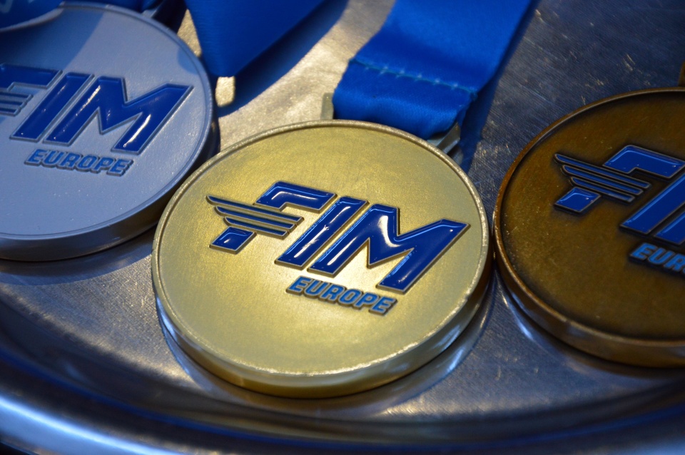Takie medale otrzymają członkowie najlepszej ekipy/fot.: Patryk Głowacki