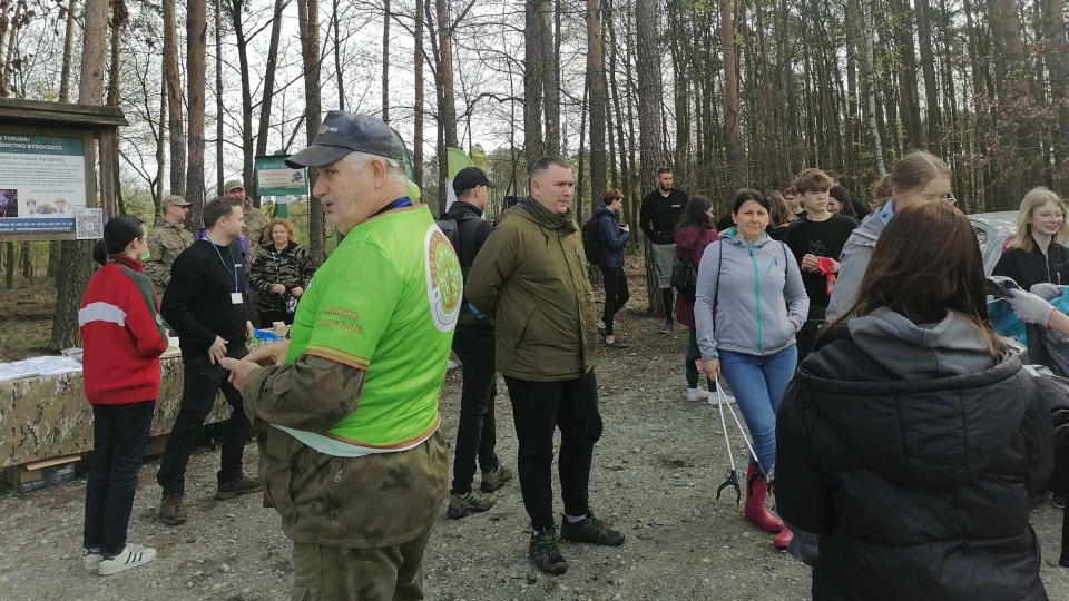 Akcja „Kręci nas recykling" w podbydgoskich Białych Błotach/fot. Monika Siwak