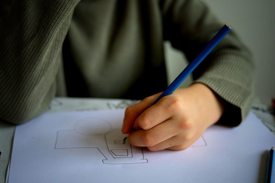 Rodzice chcą gwarancji, że przez trzy lata spółka prowadząca szkołę zapewni możliwość nauki 120 dzieciom/fot. ilustracyjna, Pixabay