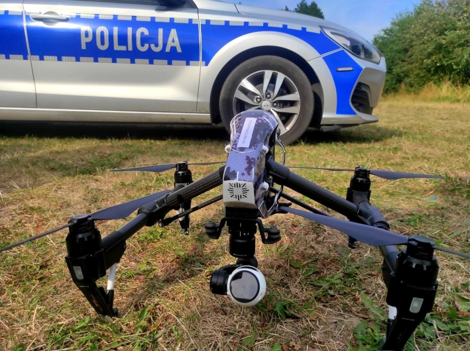 Policjanci będą patrolować drogi naszego regionu m.in. za pomocą takiego drona/fot: KWP w Bydgoszczy