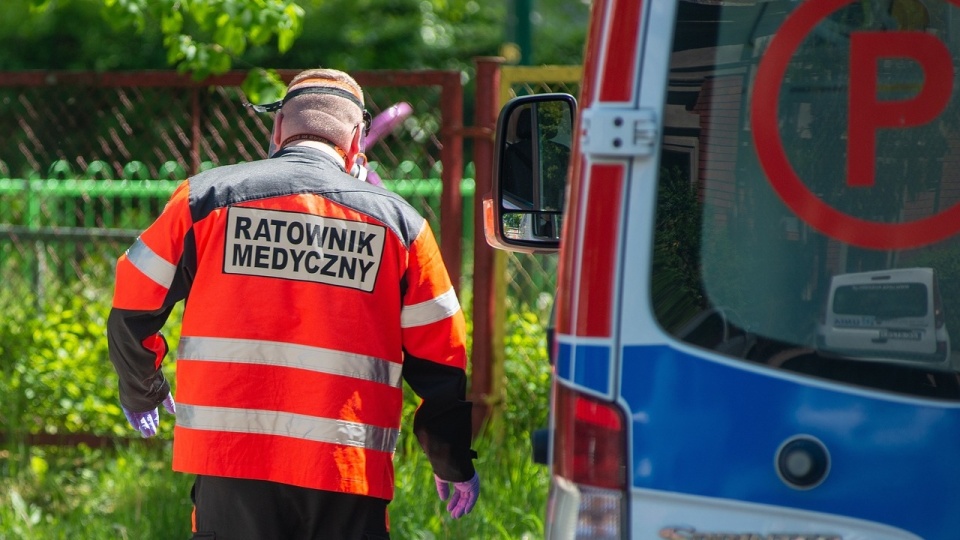 60-latek jednego z członków załogi karetki uderzył pięścią, a drugiego kopnął i groził medykom pozbawieniem życia. / Fot. ilustracyjne / Pixabay