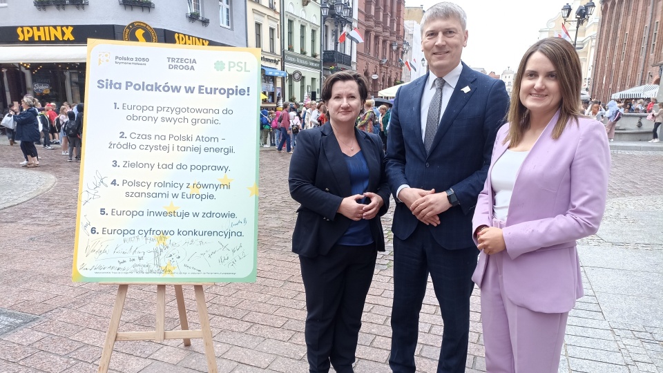 Działacze Trzeciej Drogi przedstawili swoje postulaty w Toruniu/fot: Monika Kaczyńska