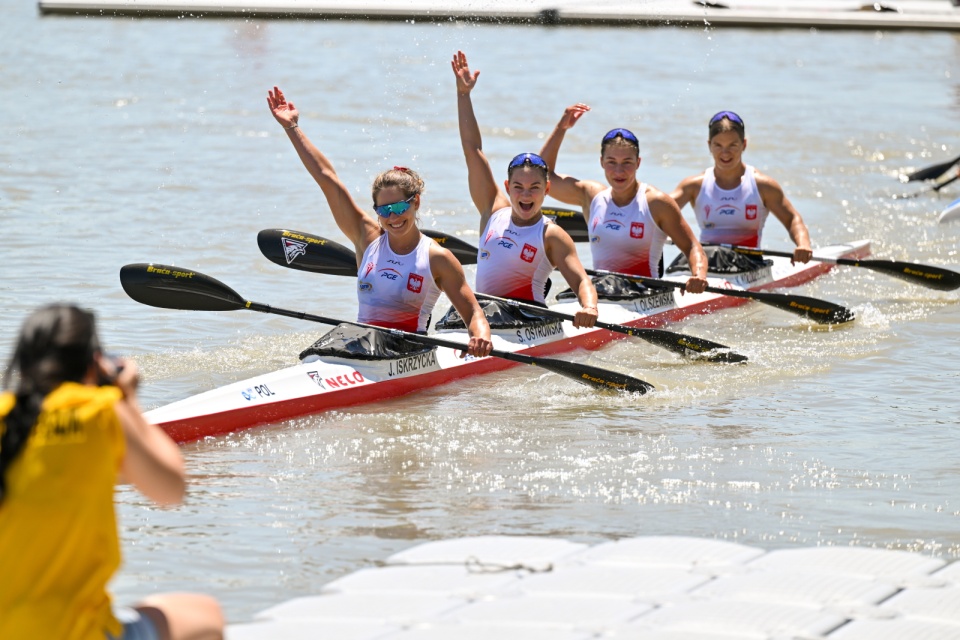 Katarzyna Kołodziejczyk i Sandra Ostrowska najpierw zdobyły medal w czwórce, a potem w duecie/fot. PAP/Grzegorz Michałowski