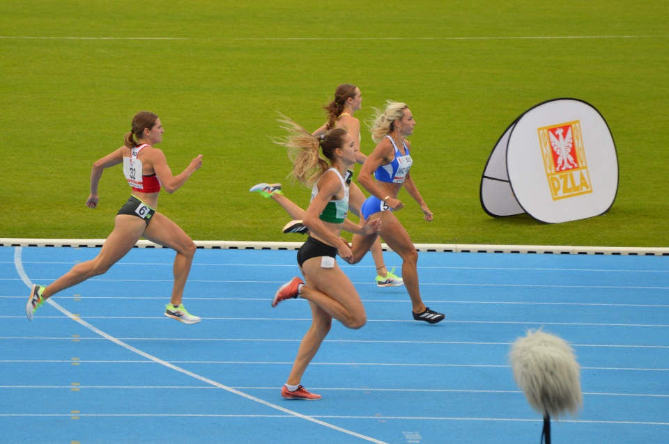 Na stadionie Zawiszy rozgrywane są lekkoatletyczne MP/fot. Patryk Głowacki