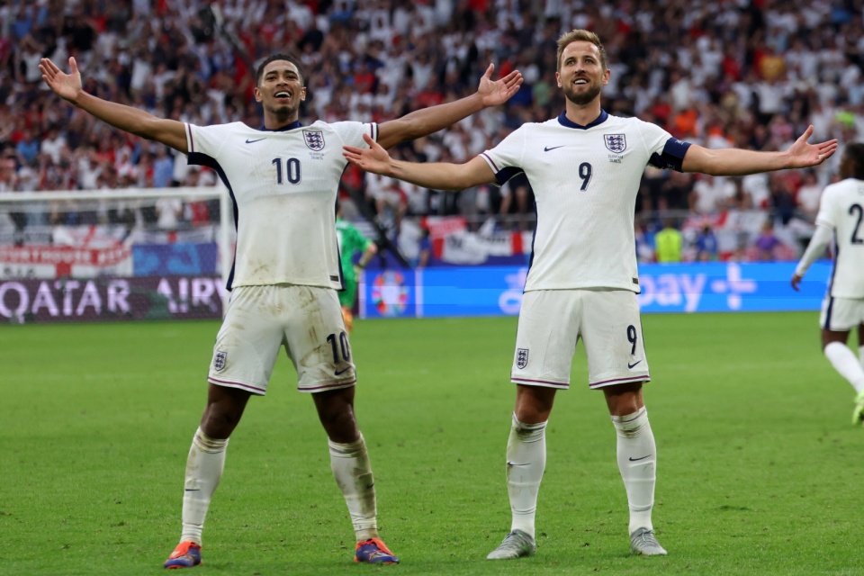 Jude Bellingham i Harry Kane dali Angli zwycięstwo/fot. PAP/EPA/Christopher Neundorf