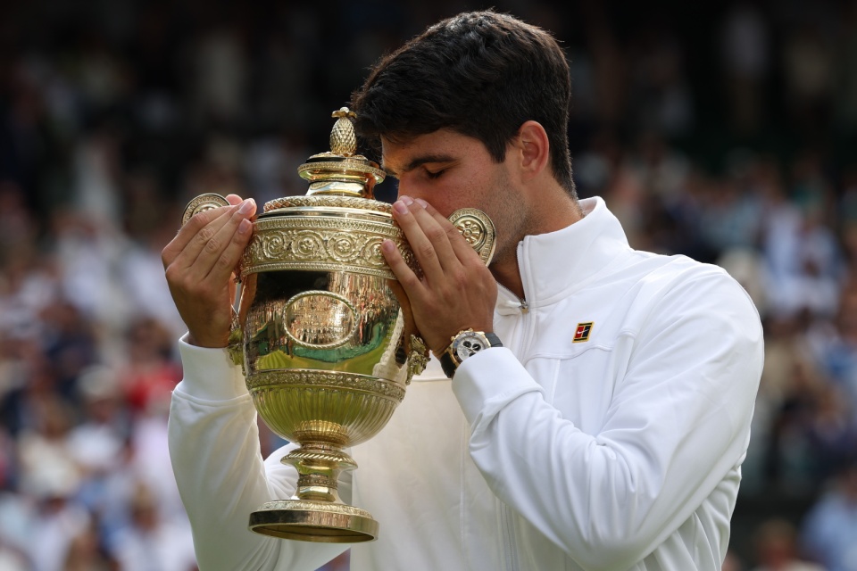Carlos Alcaraz znów triumfował w Wimbledonie/fot. PAP/EPA/Adam Vaughan