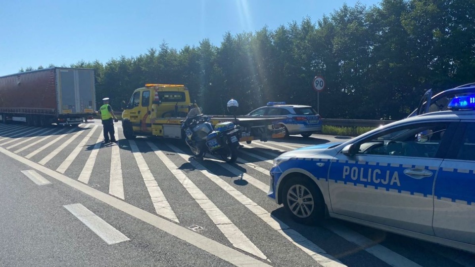 Przyjechał odholować samochód kierowcy zatrzymanego wcześniej za jazdę pod wpływem, a sam był pijany/fot. materiały policji