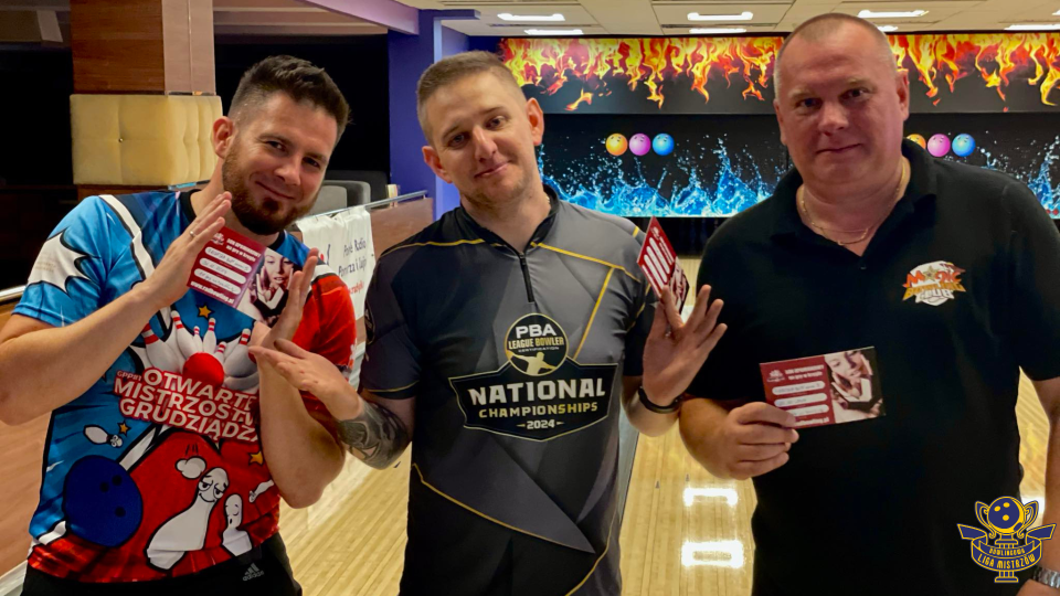 Michał Gebauer, Tomasz Drzewiecki i Damian Rychwicki zajęli miejsca na podium podczas 7. kolejki Bowlingowej Ligi Mistrzów w Grudziądzu/fot: nadesłane