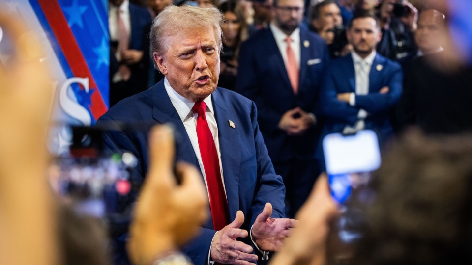 Donald Trump po debacie z Kamalą Harris/fot. Jim Lo Scalzo/PAP/EPA