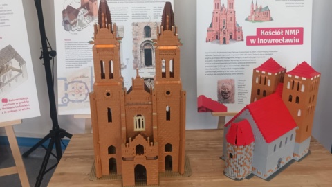 Wystawa przedstawia najważniejsze zabytki Szlaku Piastowskiego zbudowane z klocków Lego. / Fot Marcin Glapiak / Archiwum